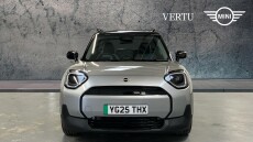 MINI Aceman 135kW E Classic 43kWh 5dr Auto Electric Hatchback